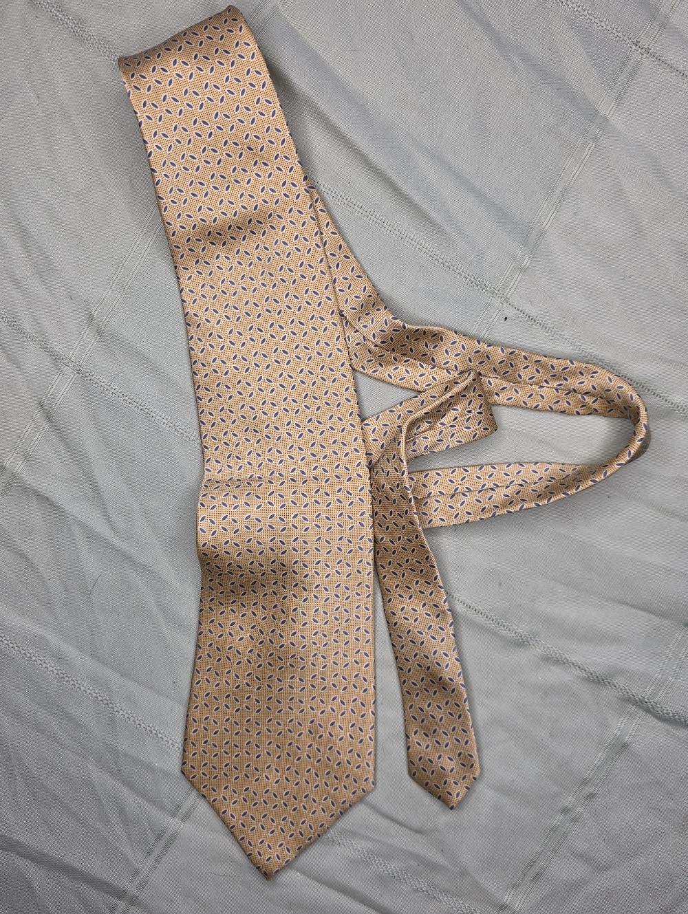 Perry Ellis Portfolio 100% Silk Tie - Gold & Navy Geometric Foulard - Made in US